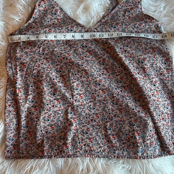 Abercrombie and Fitch Essentials Tank Top - Small - Picture 7 of 8